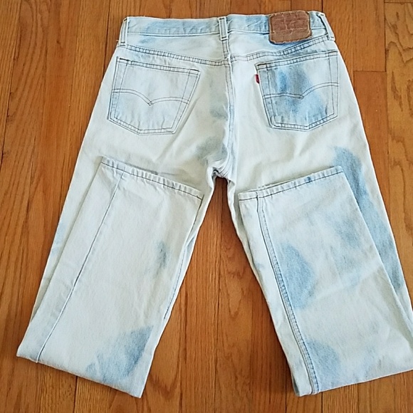 levis 501 bleached jeans